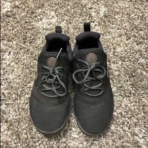 All Black Nike Shoes